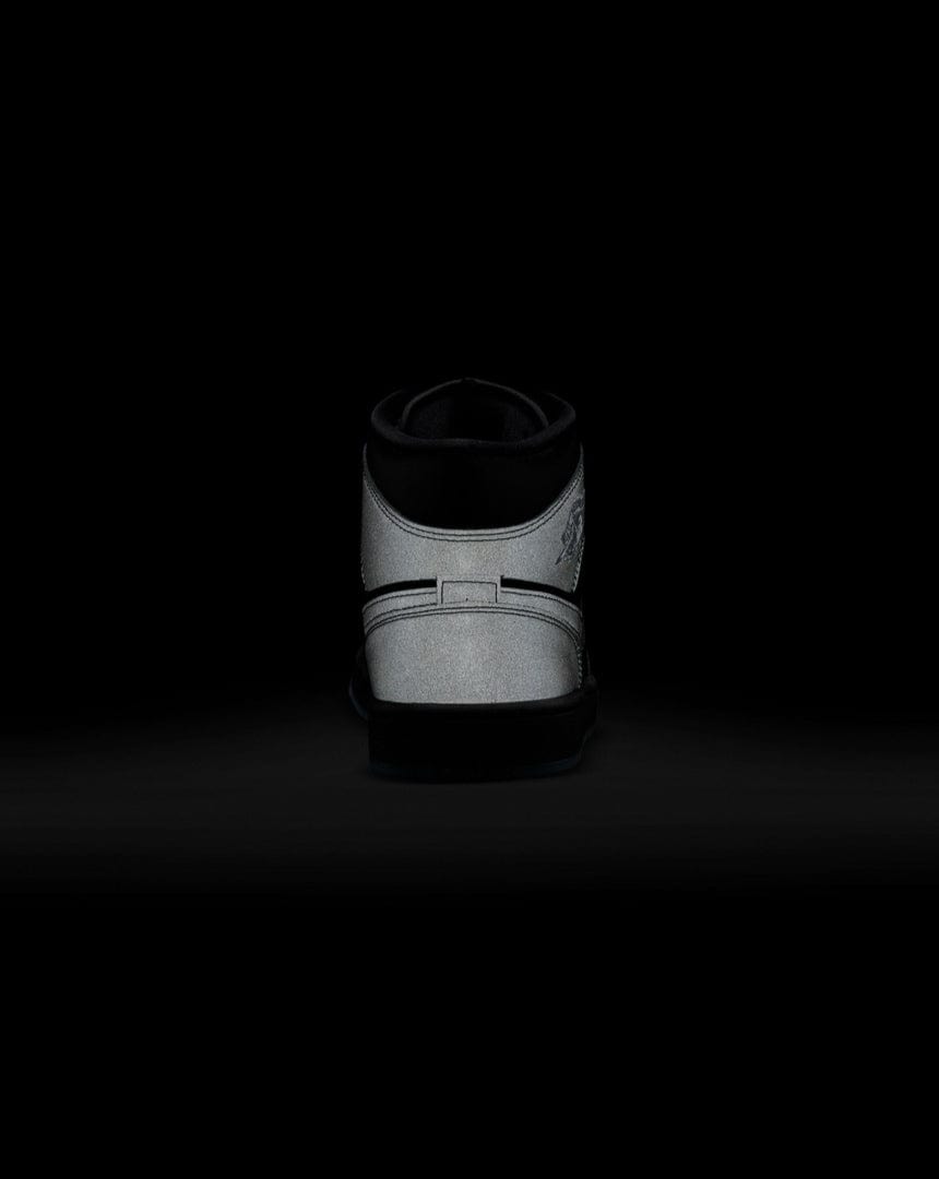 Jordan 1 Mid SE - Black / Black - White - Wolf Grey - -