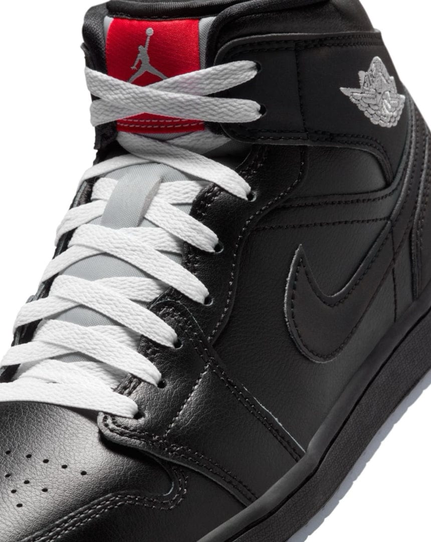 Jordan 1 Mid SE - Black / Black - White - Wolf Grey - -