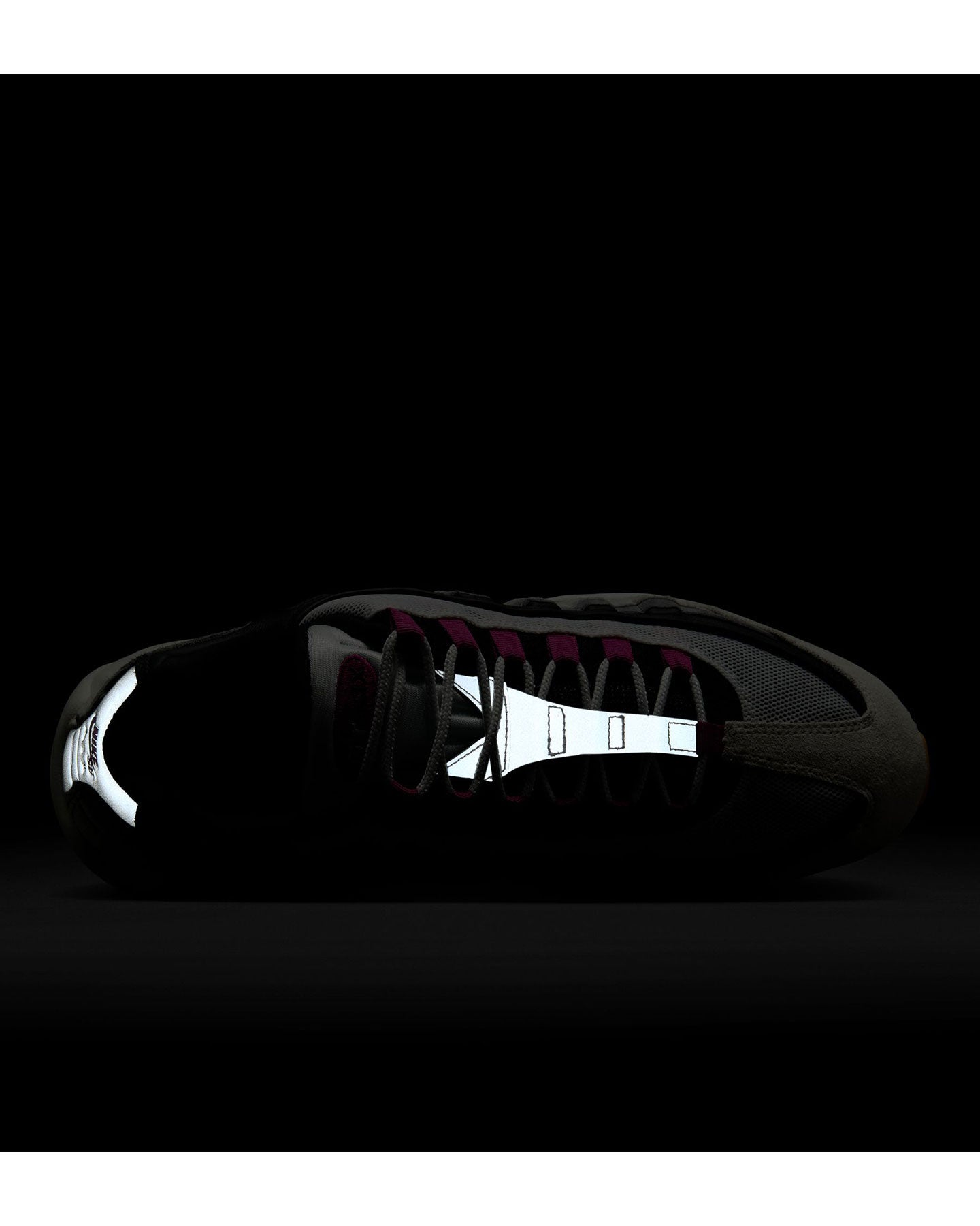 Nike SB Air Max 95 - Summit White / Cactus Flower - -