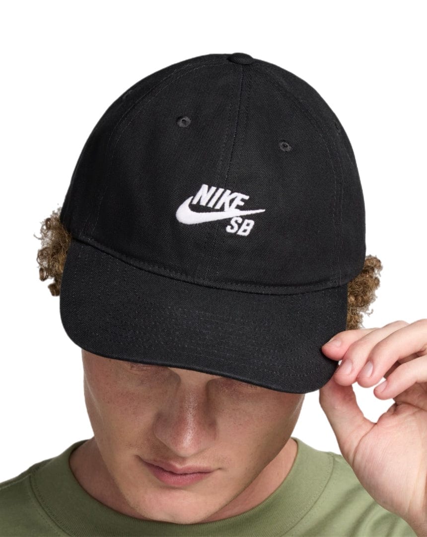 Nike SB Club Cap - Black / White - -