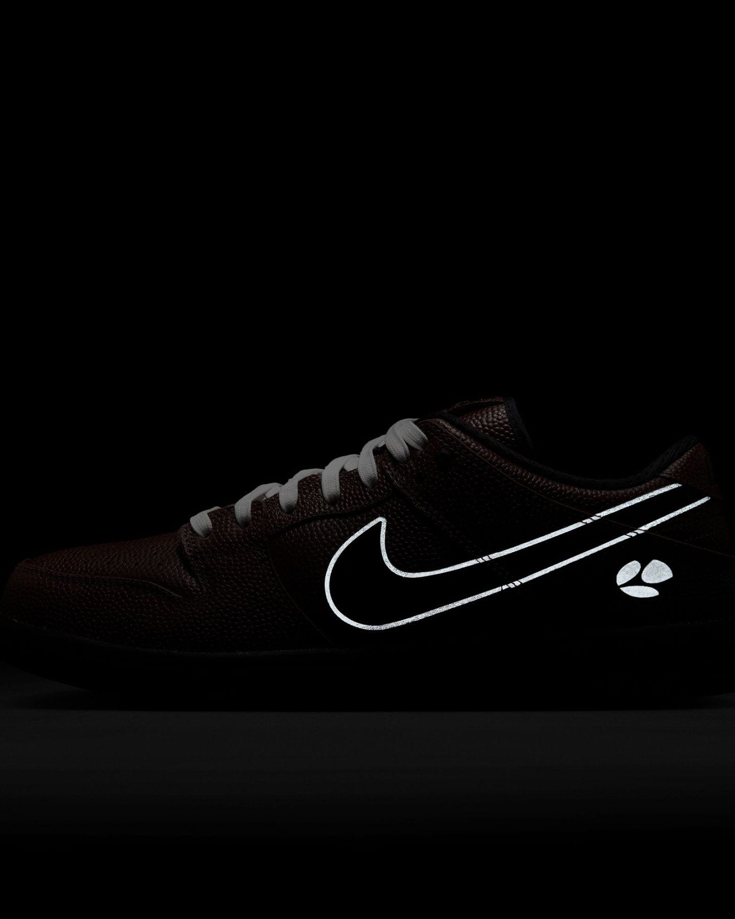 Nike SB Dunk Low Pro QS - "Limosine Skateboards" - -