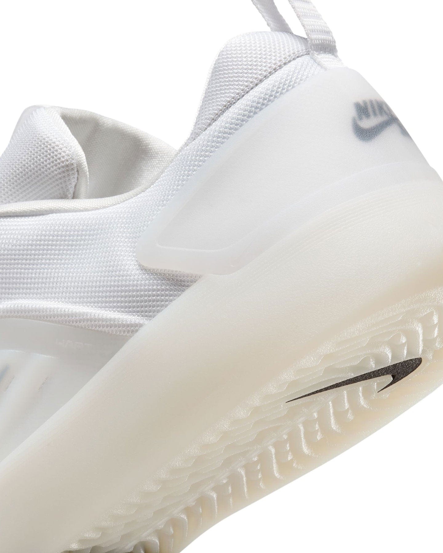 Nike SB Nyjah 4 - White / Black - White - -