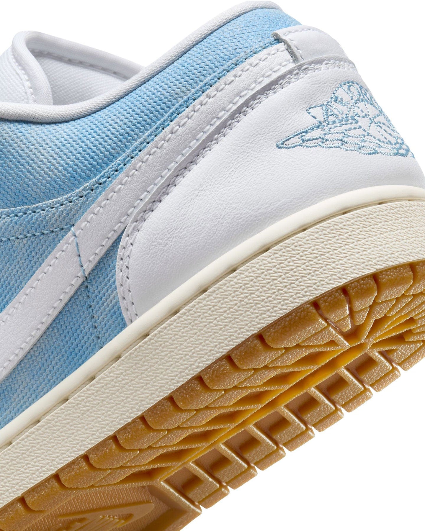 Women's Jordan 1 Low SE - White / Worn Blue - Sail - -