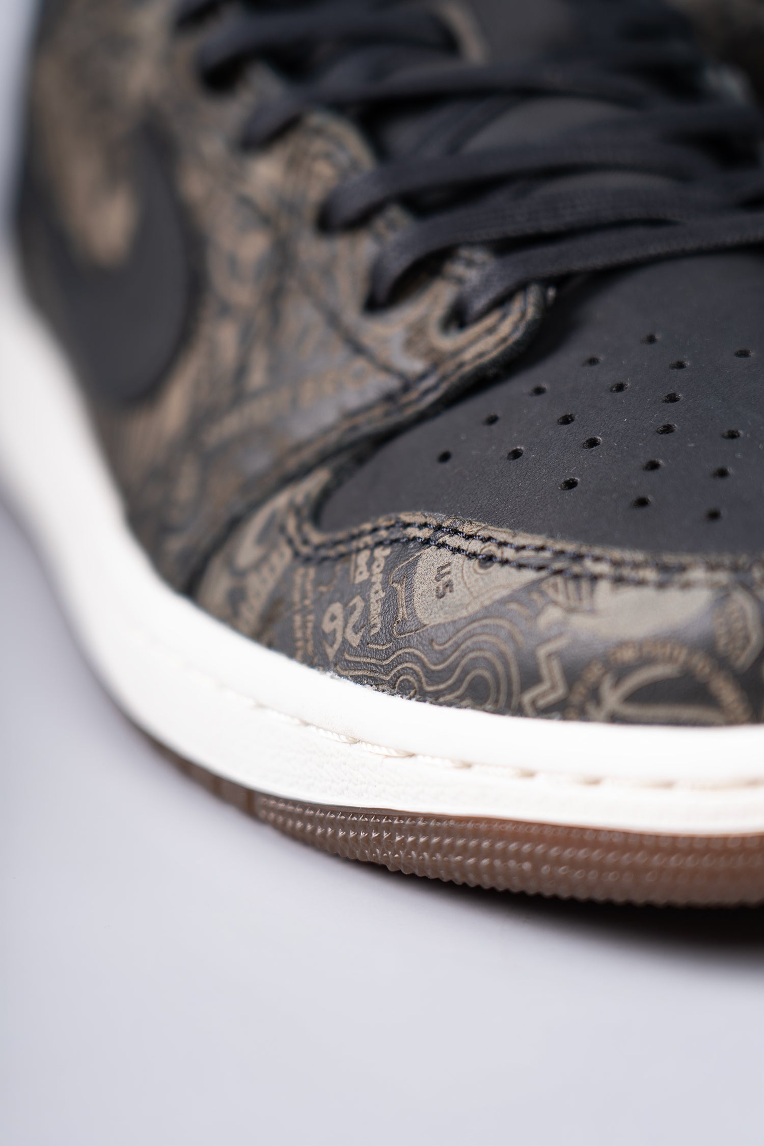 Air Jordan 1 Low OG Laser Returns With Intricate Etched Artwork