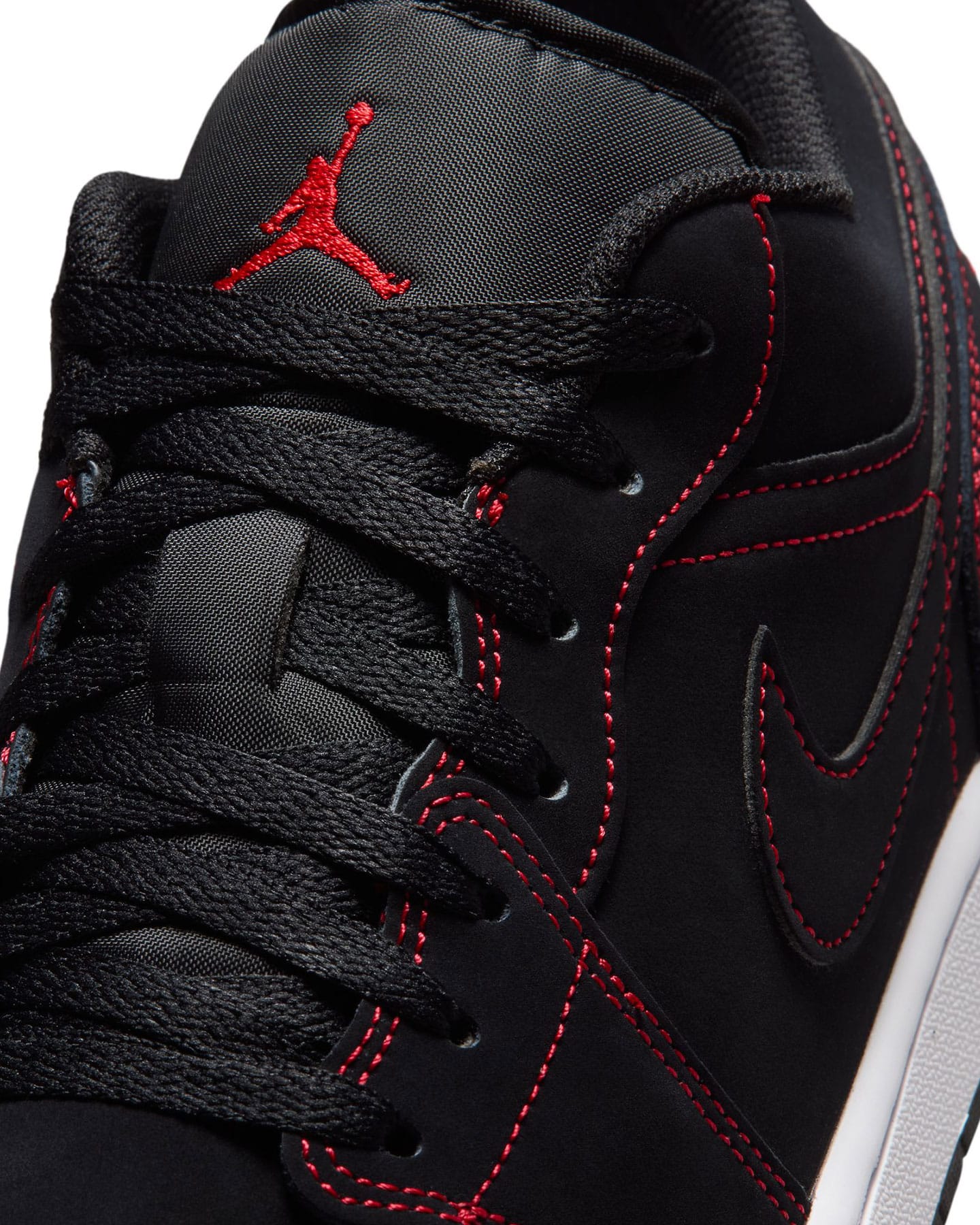 Jordan 1 Low - Black / University Red - White - -