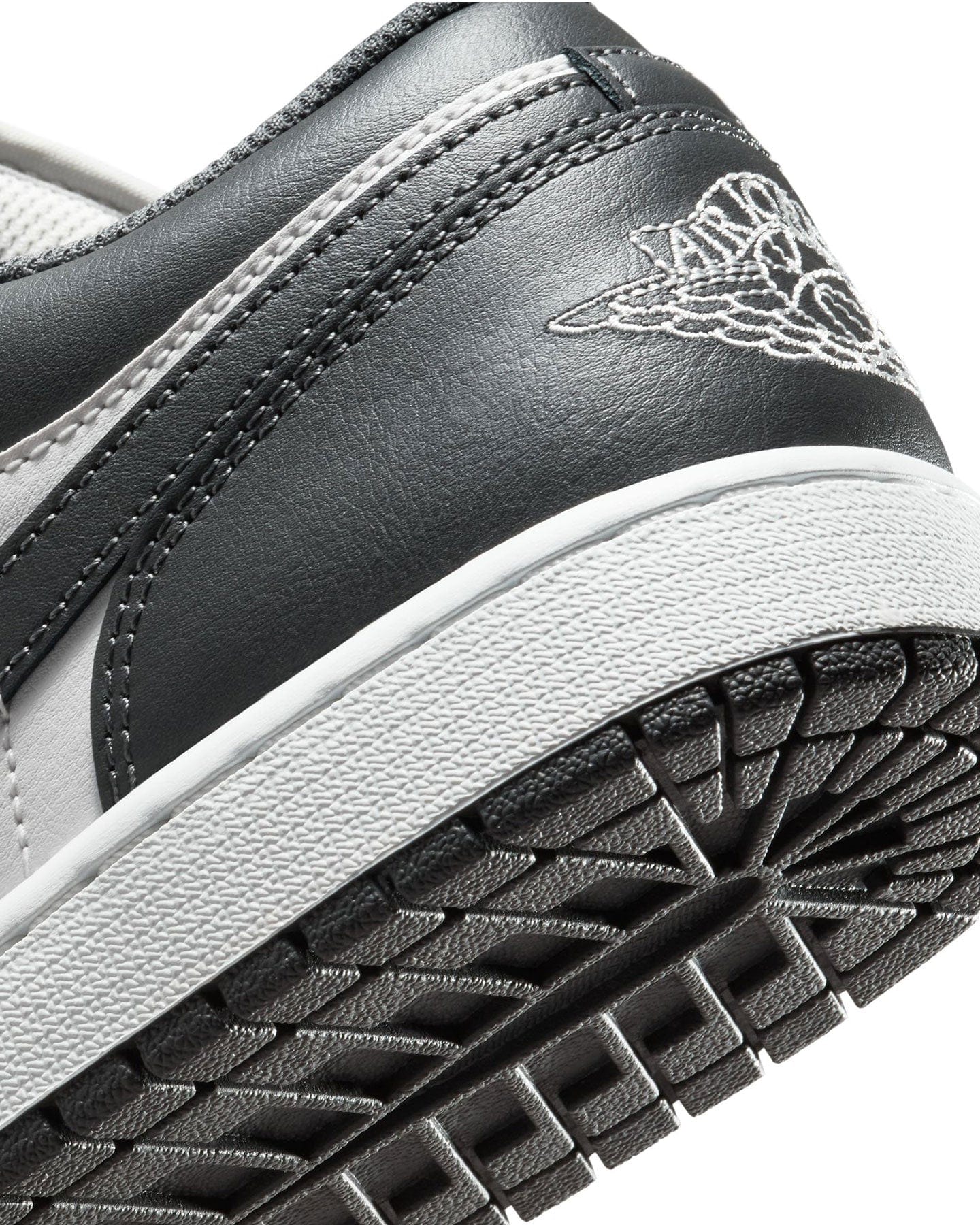 Jordan 1 Low - Iron Grey / Summit White - -