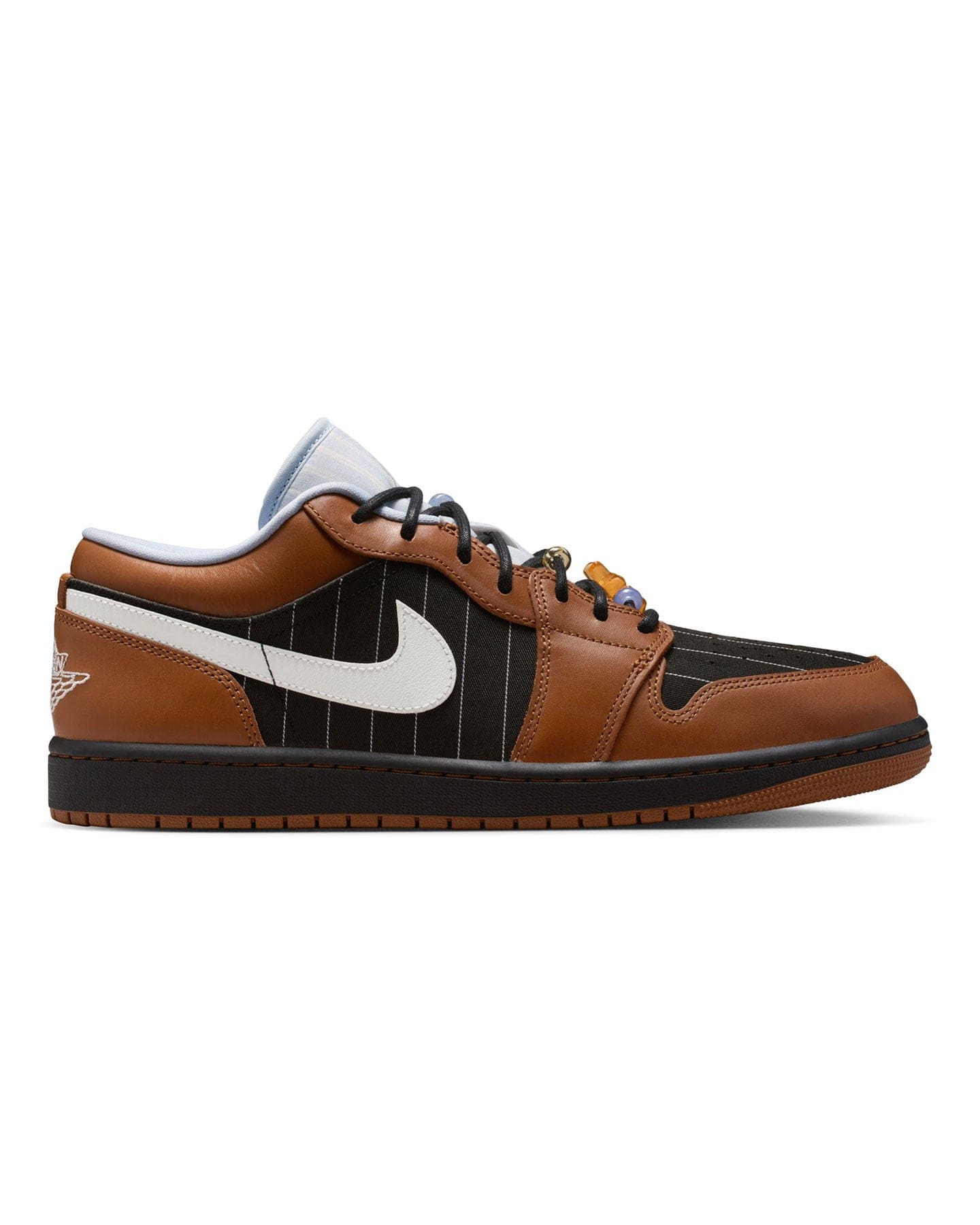 Jordan 1 Low SE - Black / Sail / Lt British Tan - -