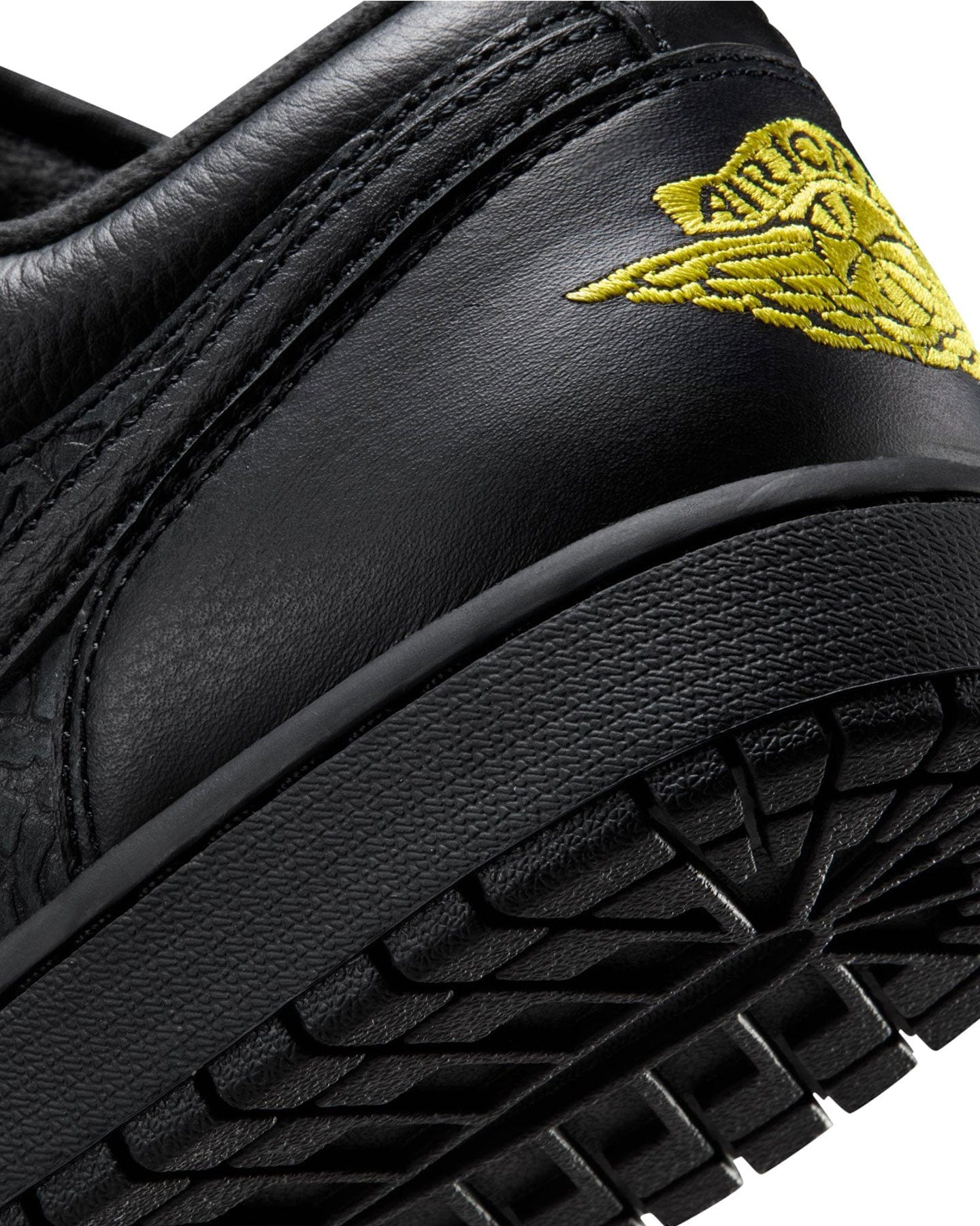 Jordan 1 Low SE - Black / Tour Yellow - Anthracite - -