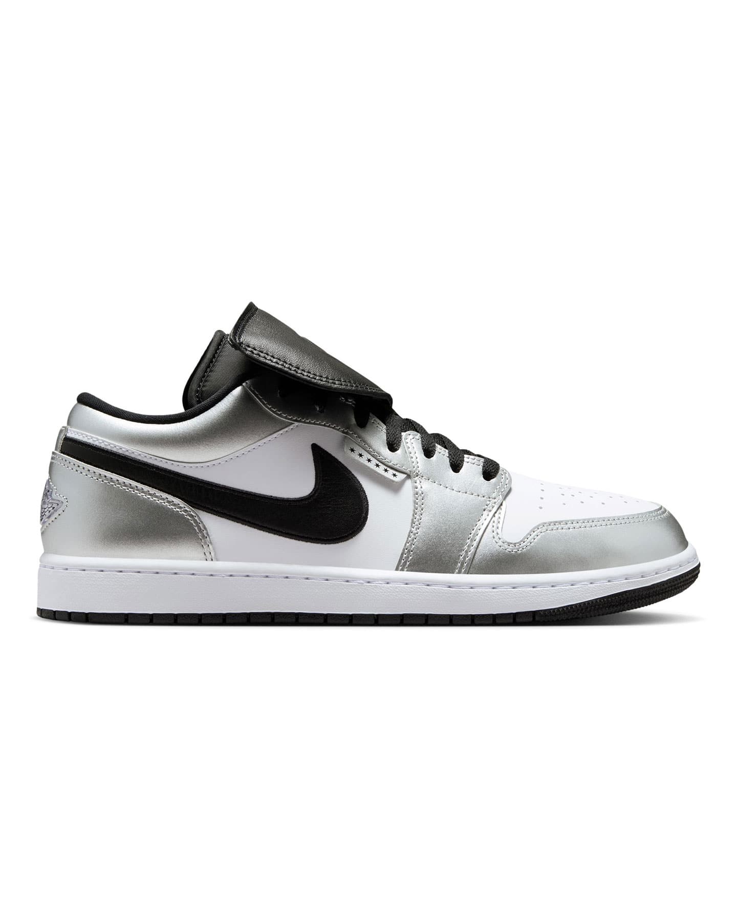 Jordan 1 Low SE - White / Black / Metallic Silver - -