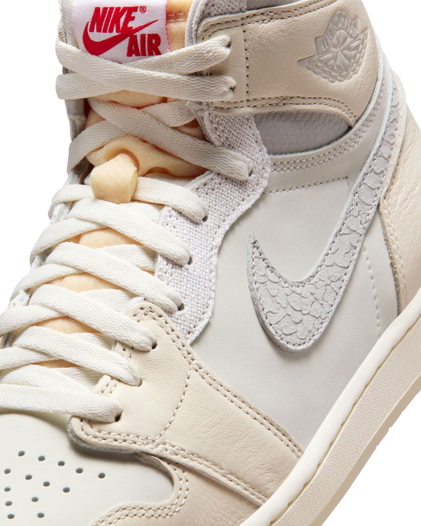 Jordan 1 Retro High OG - Sail / University Red - Pale Ivory - -