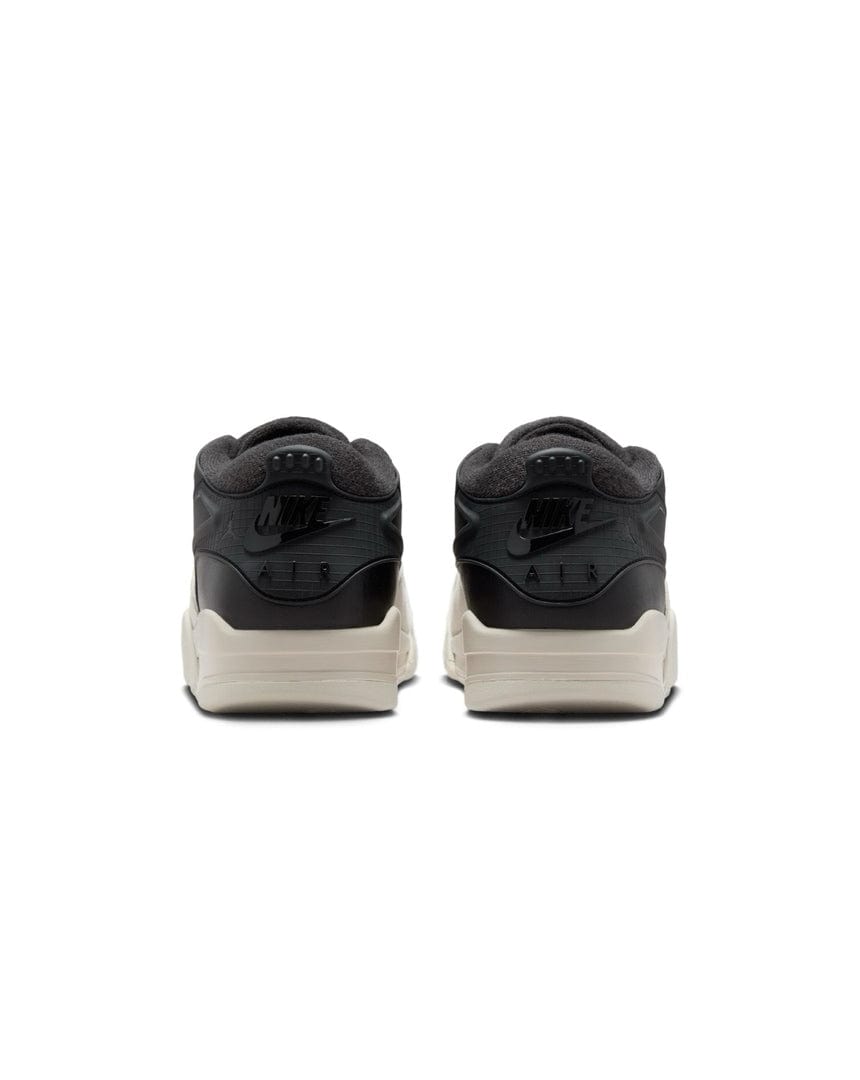 Jordan 4 RM - Black / Light Bone - -