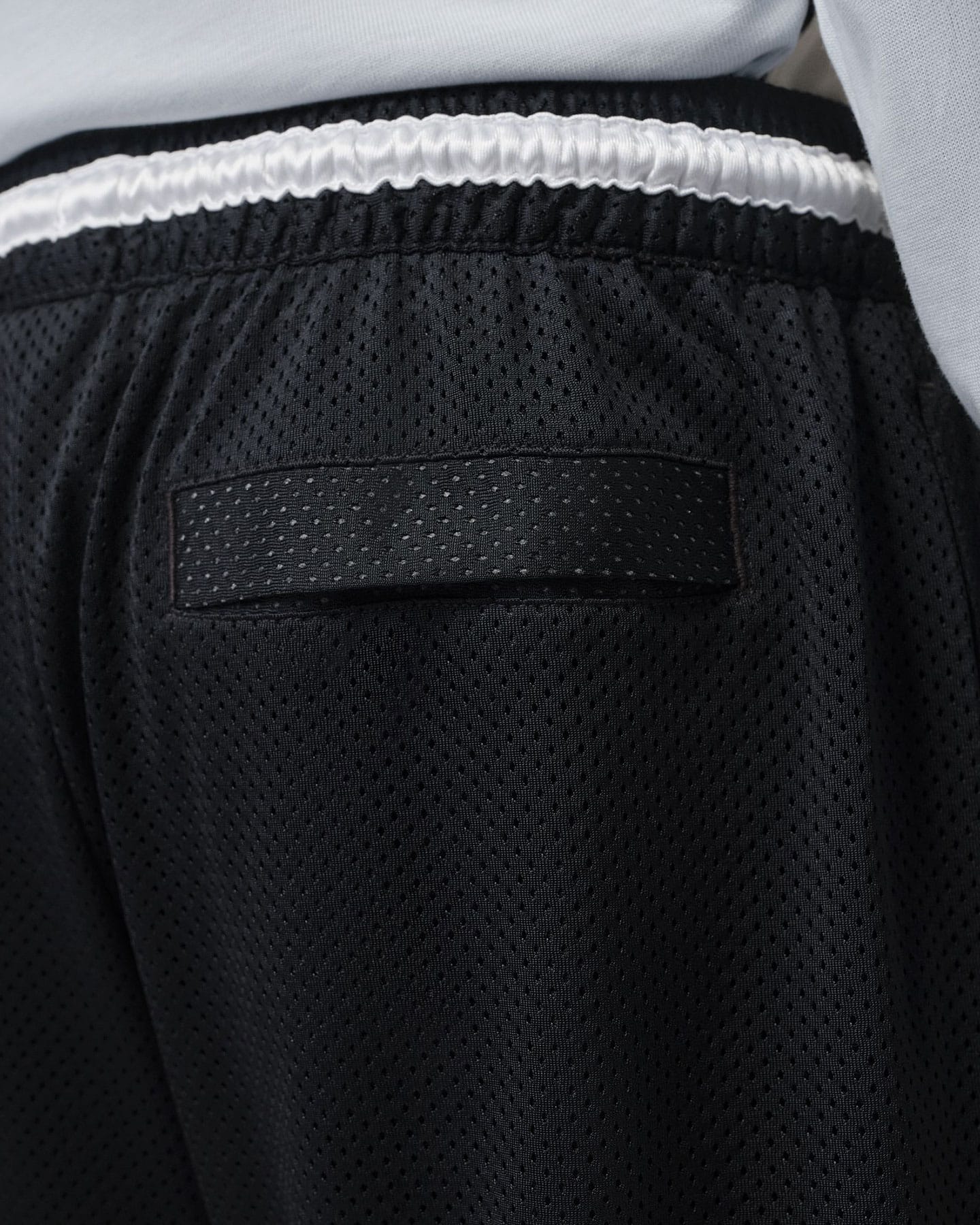 Jordan Brooklyn Diamond Mesh Shorts - Black / Metallic Silver - -