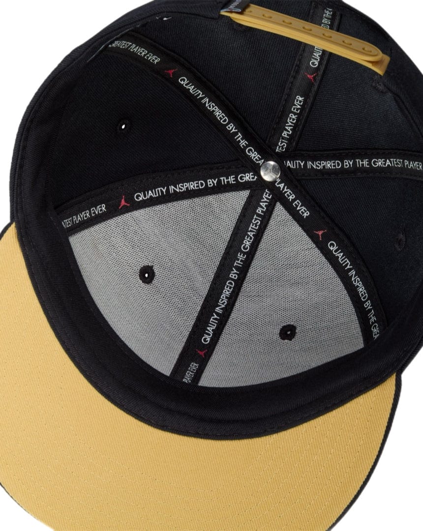 Jordan Jumpan Pro Hat - Black / Gold - -