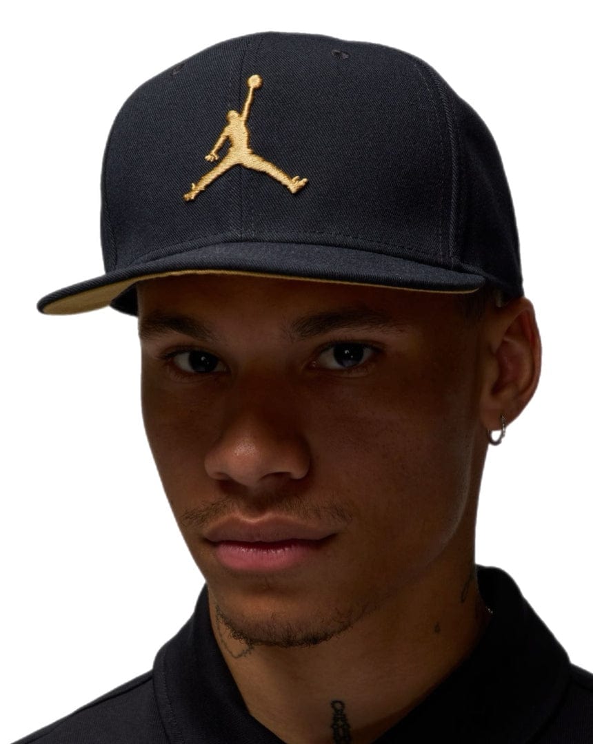 Jordan Jumpan Pro Hat - Black / Gold - FV5296 013 - 197599657125