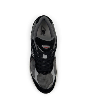 New Balance 2002R - Black / Grey - -