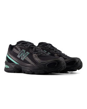 New Balance 740 - Black / Green - -