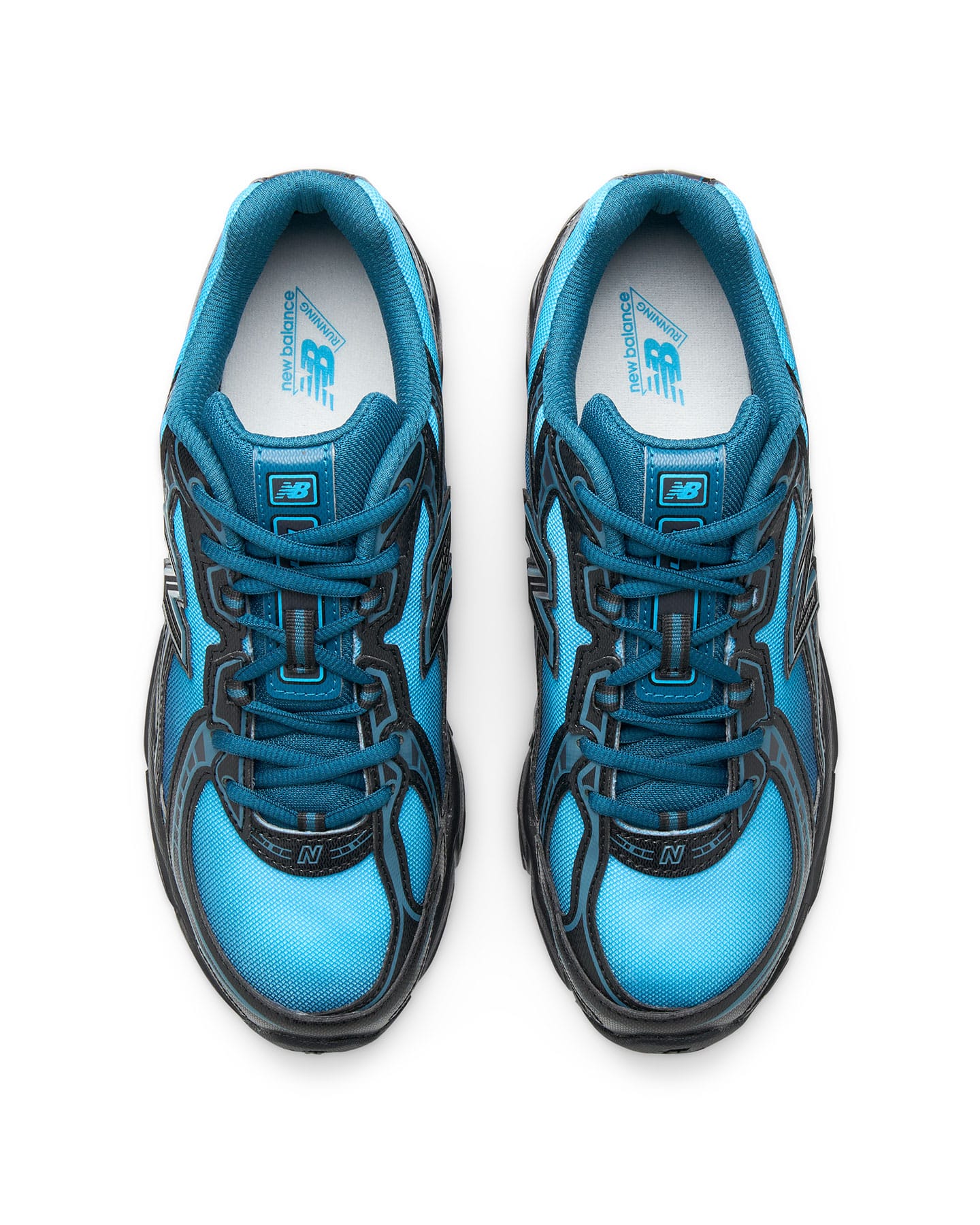 New Balance 740 - Blue / Black - -
