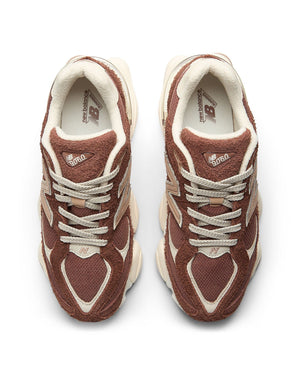 New Balance 9060 - Brown / Grey - -