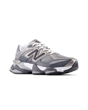 New Balance 9060 - Grey / Black - -