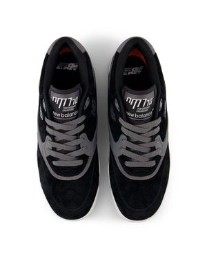 New Balance Numeric 770 - Black / Grey - -