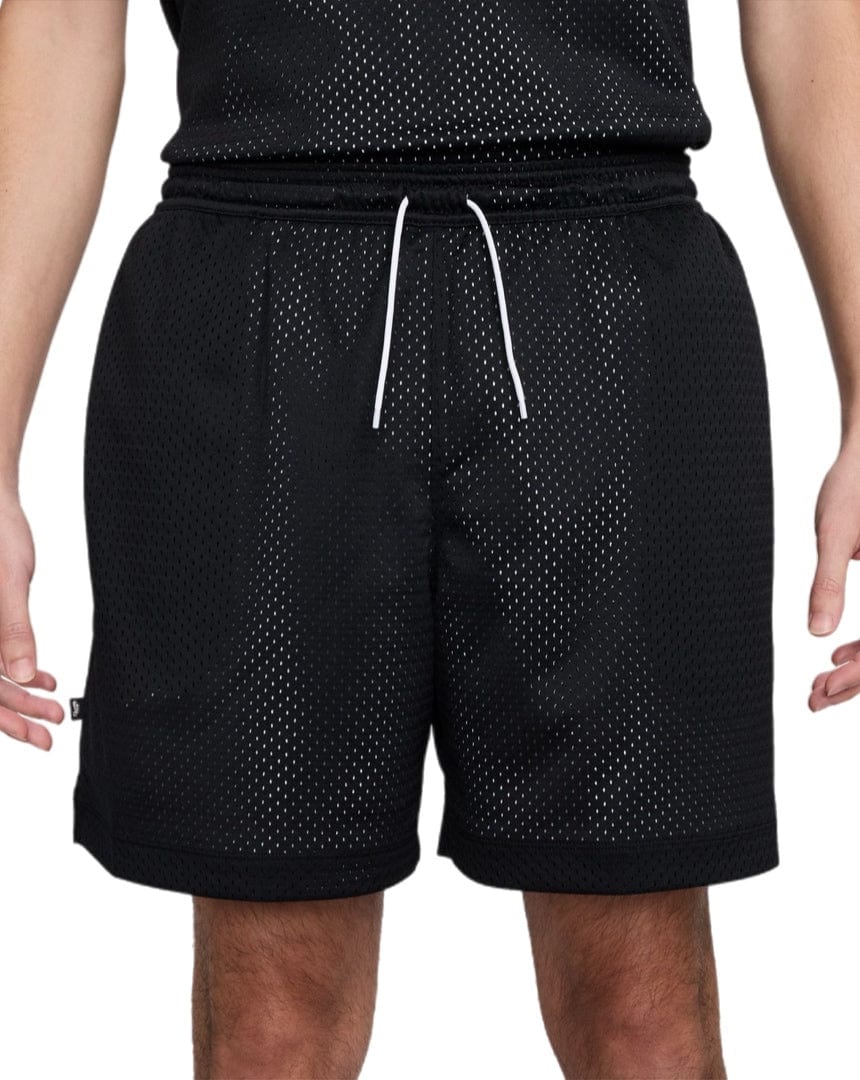 Nike SB Basketball Shorts - Black / White - -