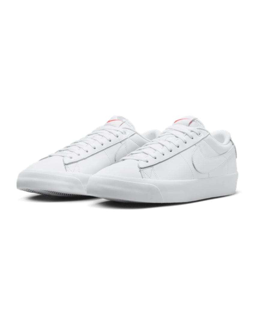 Nike SB Blazer Low Pro GT ISO - White / White / White - -