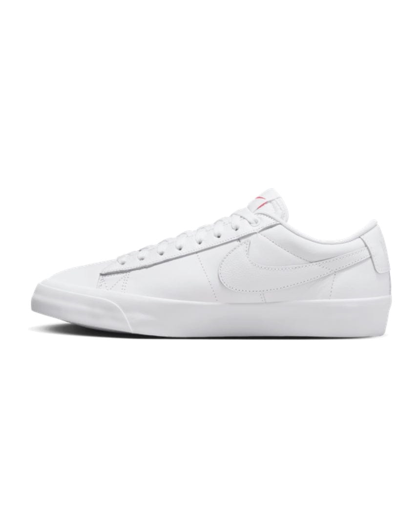 Nike SB Blazer Low Pro GT ISO - White / White / White - -