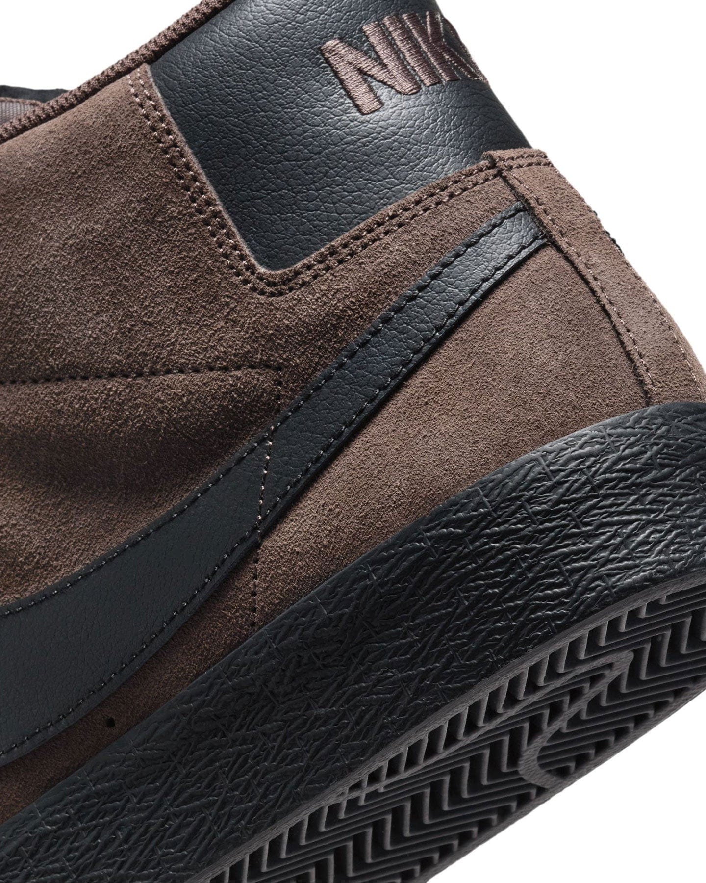 Nike SB Blazer Mid - Baroque Brown / Black - -