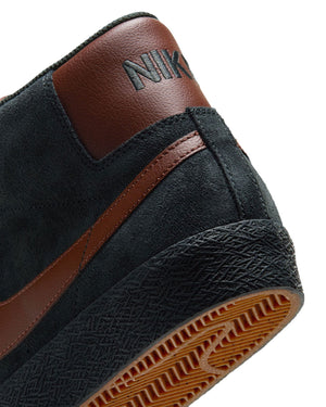 Nike SB Blazer Mid - Black Spruce / Corduroy Brown - -