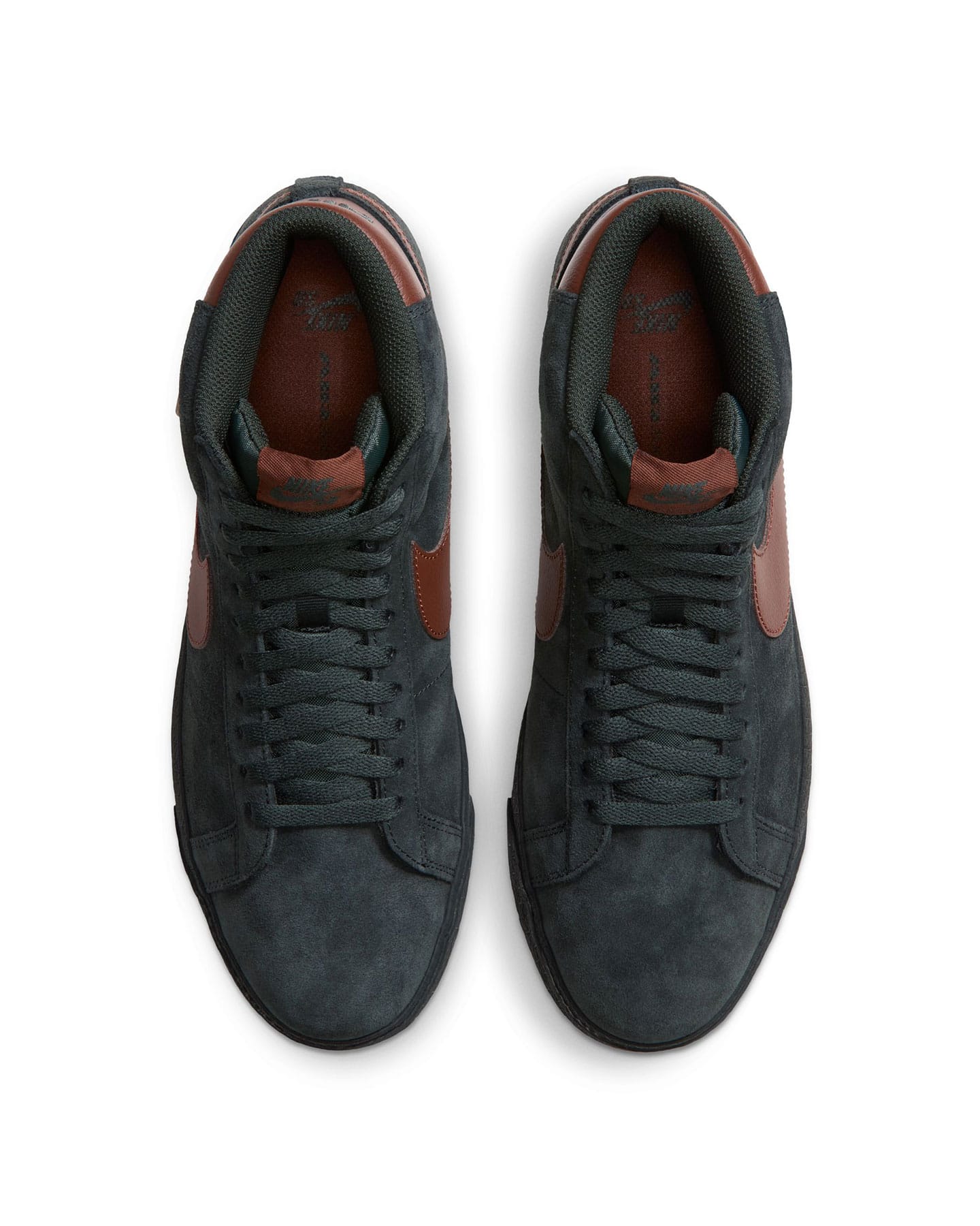 Nike SB Blazer Mid - Black Spruce / Corduroy Brown - -