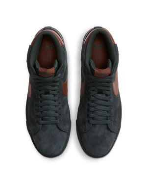 Nike SB Blazer Mid - Black Spruce / Corduroy Brown - -