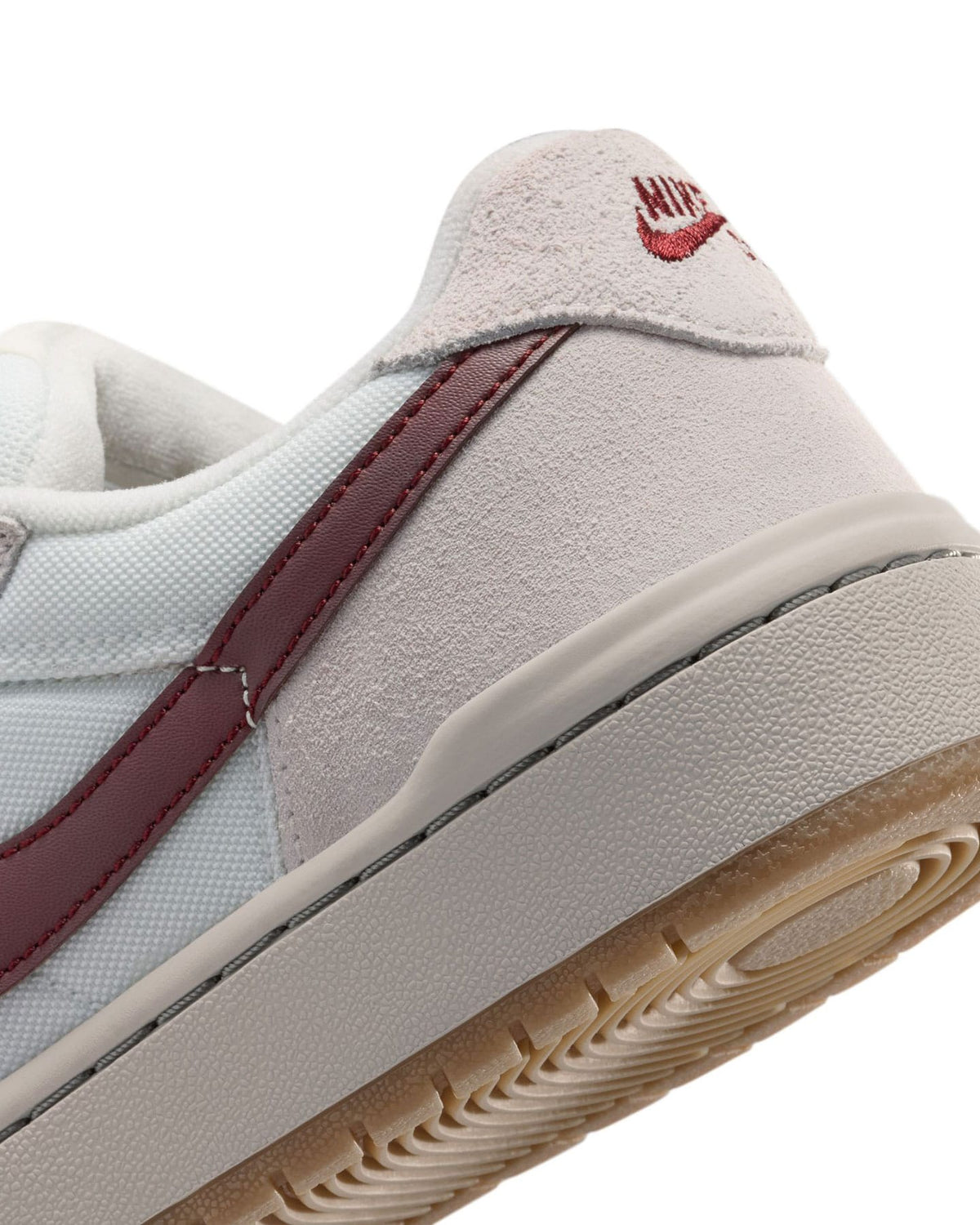 Nike SB Code 58 - Summit White / Mystic Dates - -