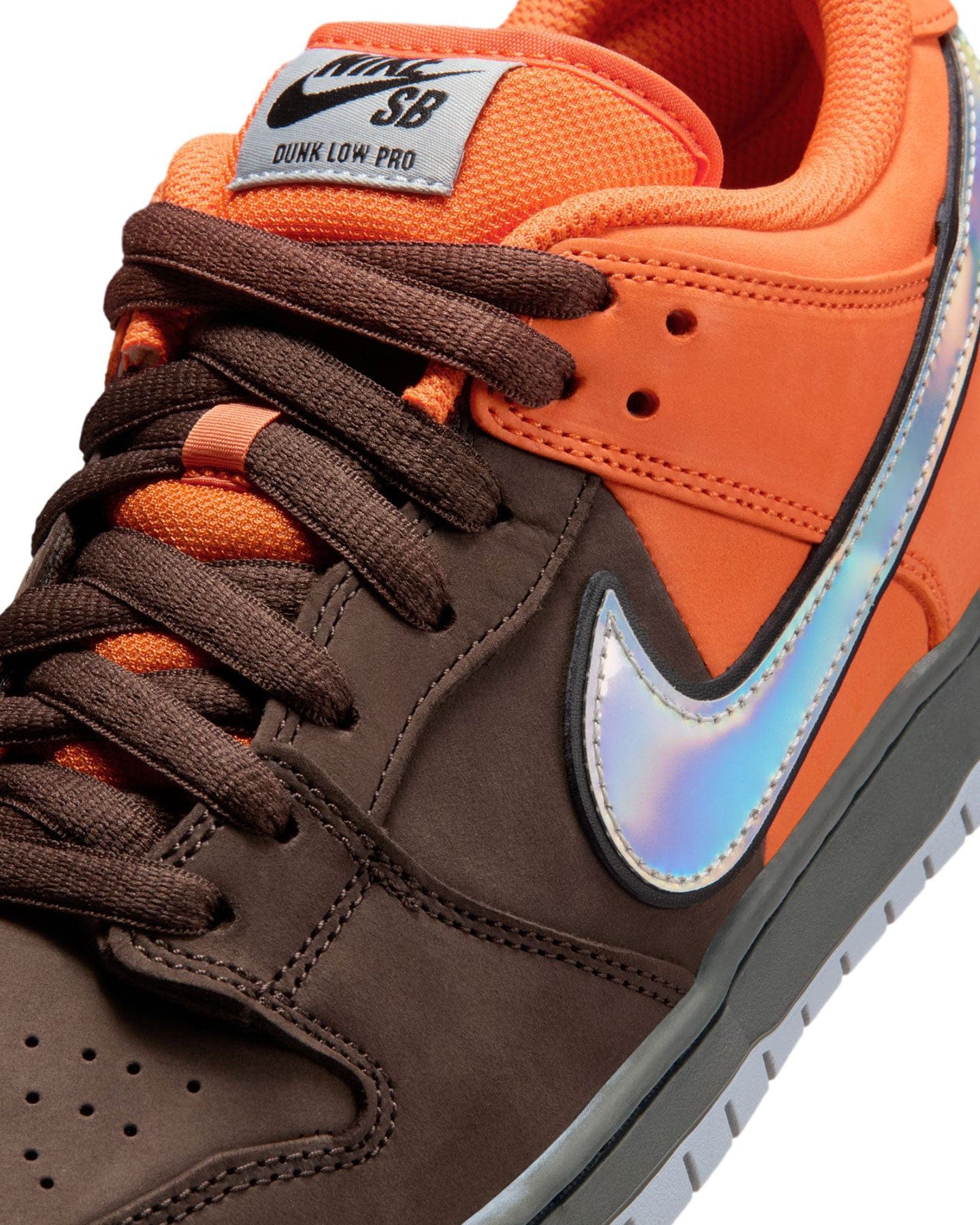 Nike SB Dunk Low Pro - "Muni Fast Pass" - -