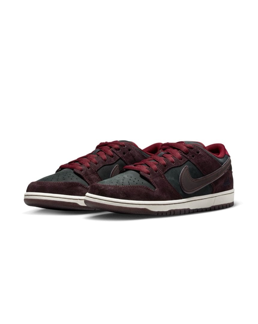 Nike SB Dunk Low Pro QS - "Riot Skateshop" - -