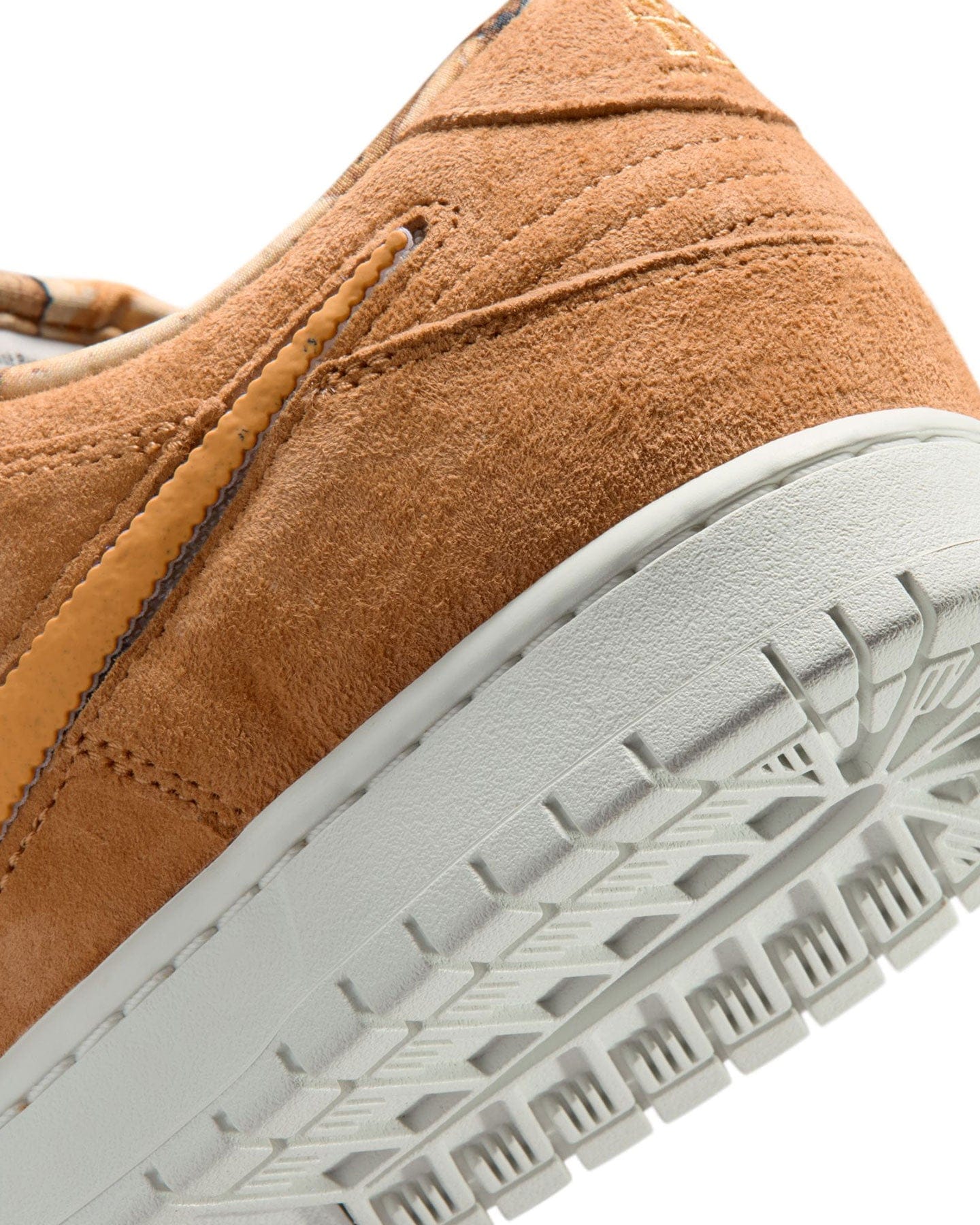 Nike SB Dunk Low Pro x Note Manchester Brew and Biscuits - Flax / Honeycomb - Summit White - Sail - -