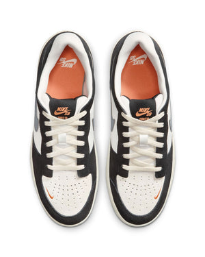 Nike SB Force 58 - Black / Cool Grey - Summit White - Sail - -
