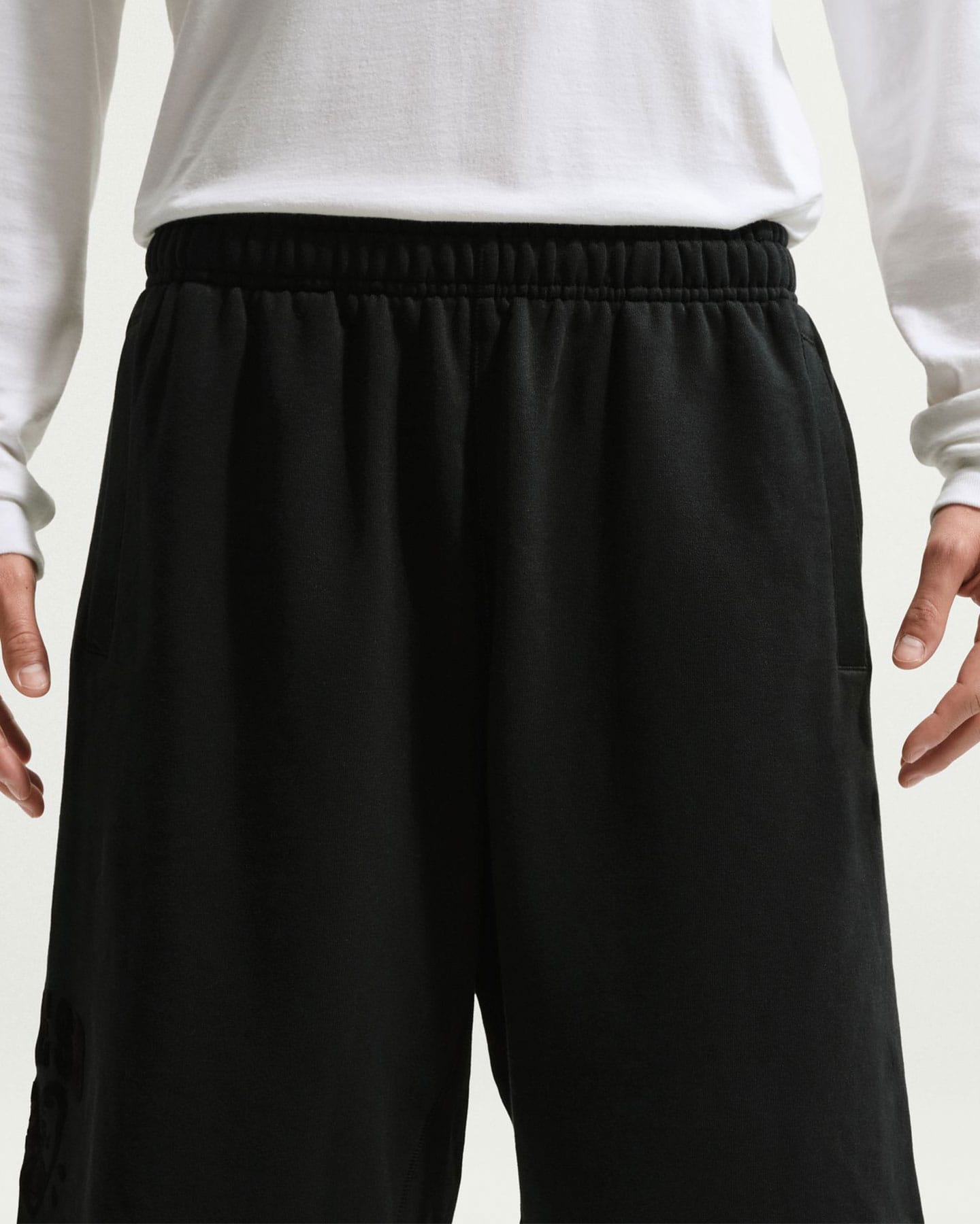 Nike SB Graphic Fleece Skate Shorts - Black - -