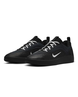 Nike SB Nyjah 4 - Black / White - -