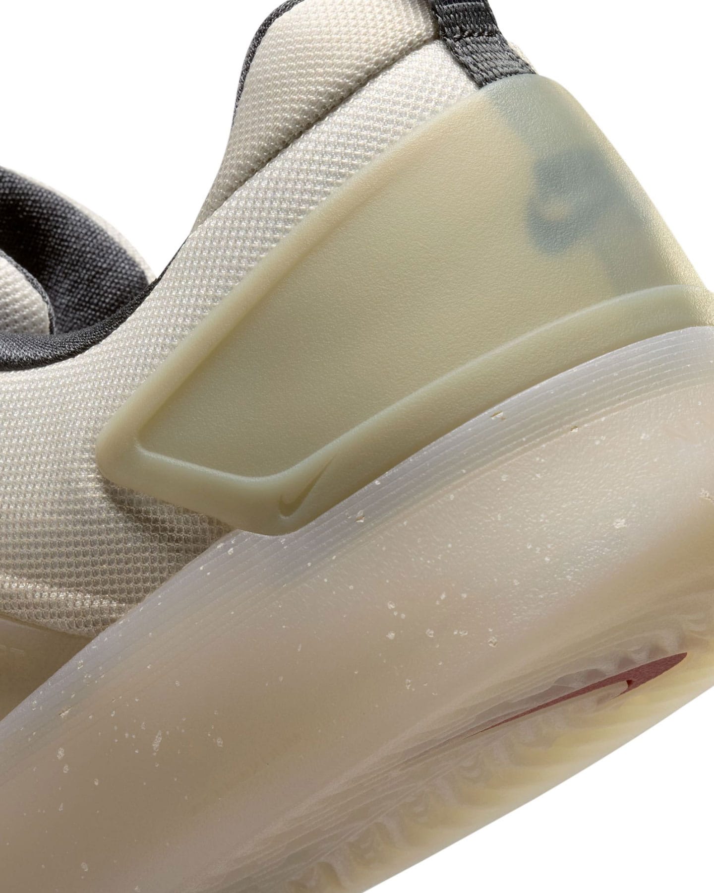 Nike SB Nyjah 4 - Desert Khaki / DK Smoke Grey - -