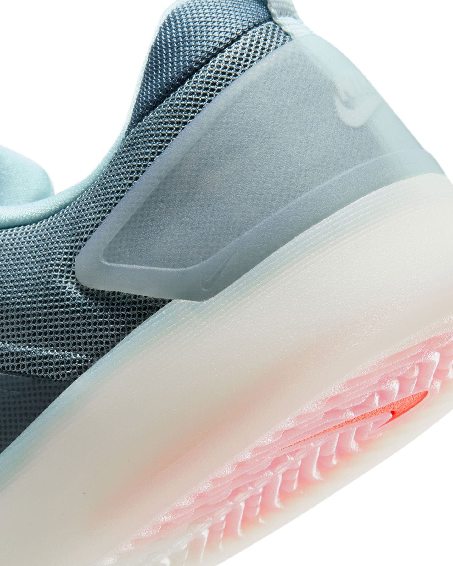 Nike SB Nyjah 4 - Glacier Blue / Black - Smokey Blue - -