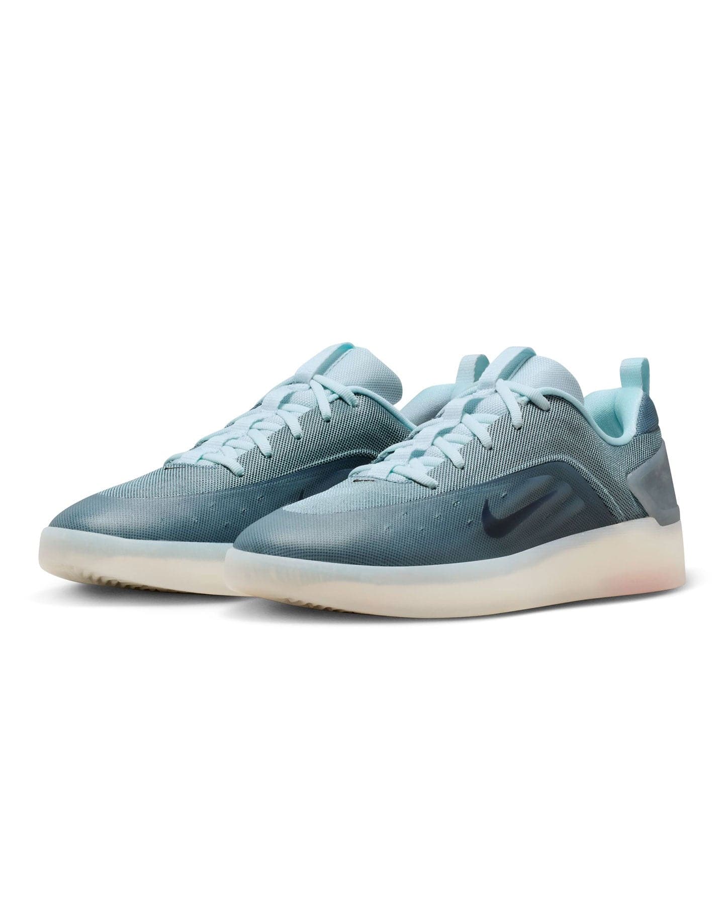 Nike SB Nyjah 4 - Glacier Blue / Black - Smokey Blue - -