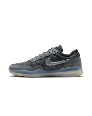 Nike SB PS8 - Grey / Metallic Silver - -