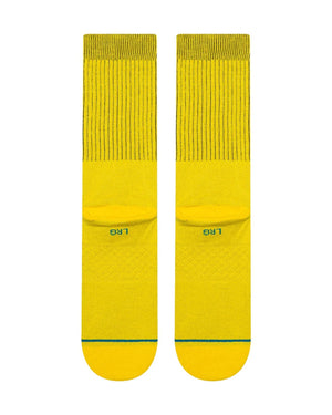 Stance Pikachu - Yellow - -
