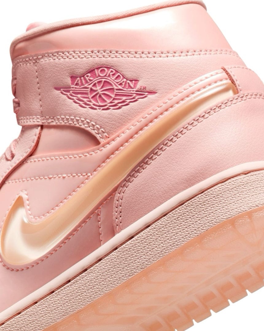 Women's Jordan 1 Mid SE - Washed Coral / Pink Salt - -