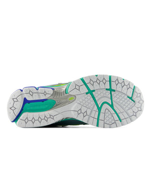 Women's New Balance 1906R - Alkaline Green / Blue Bird - -