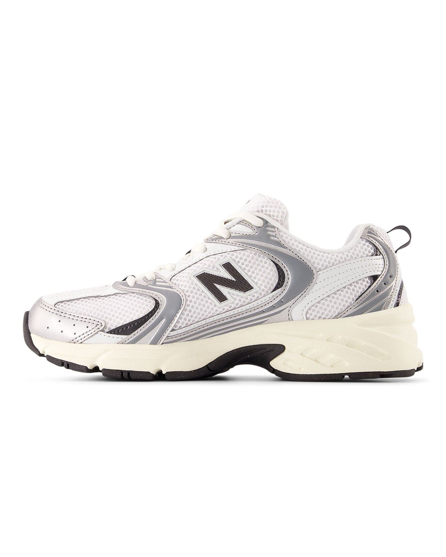 Women's New Balance 530 - Silver Mettalic / Black Cement - -