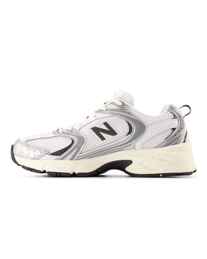 Women's New Balance 530 - Silver Mettalic / Black Cement - -