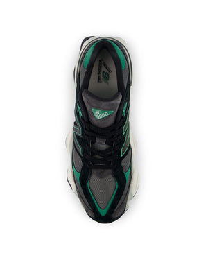 Women's New Balance 9060 - Black / Green - -